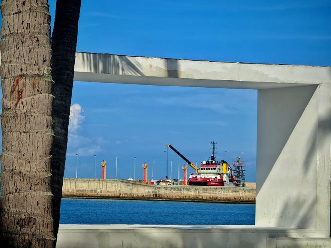 费用情侣奢享版游艇出海+旅拍套餐澳门新葡京网站海南三亚6日游跟团