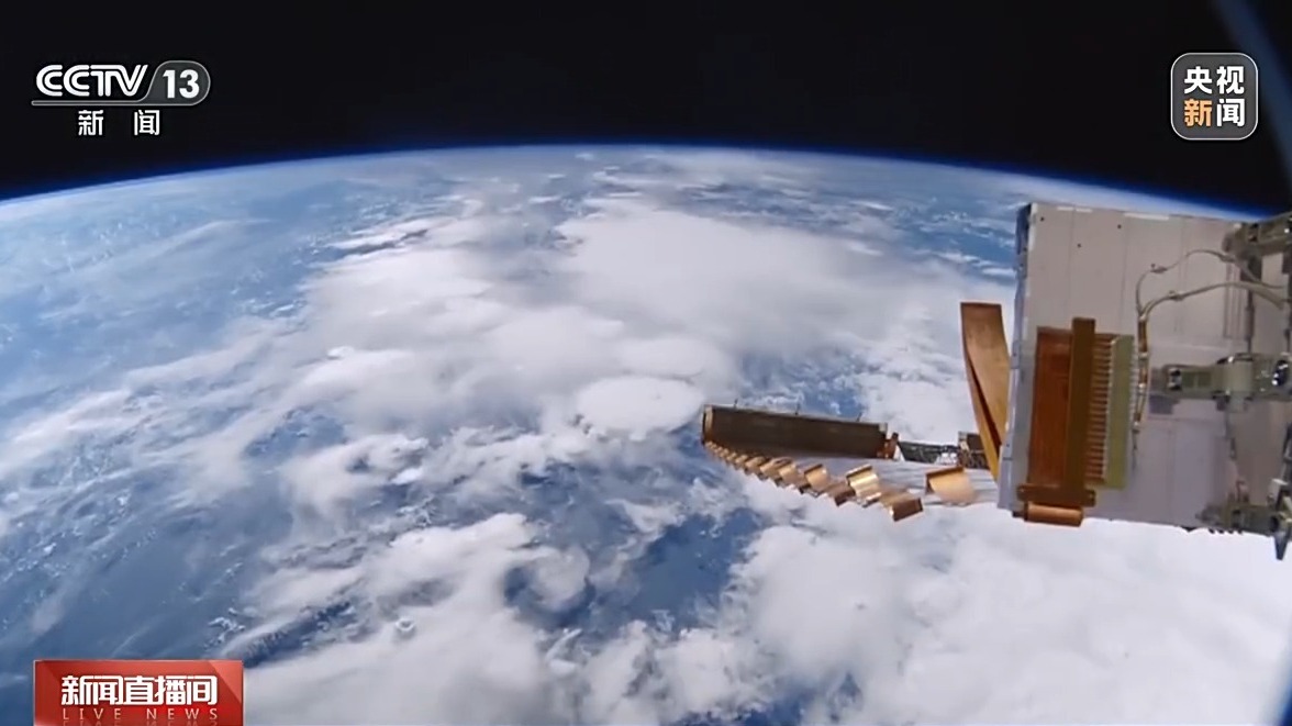 粉 2025中国电影产业迎来全方位升级新葡京娱乐城动画领跑、跨界融合、全球圈(图17)